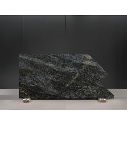 BLACK BAHIA REMNANT /GRANITE / POLISHED / 3CM