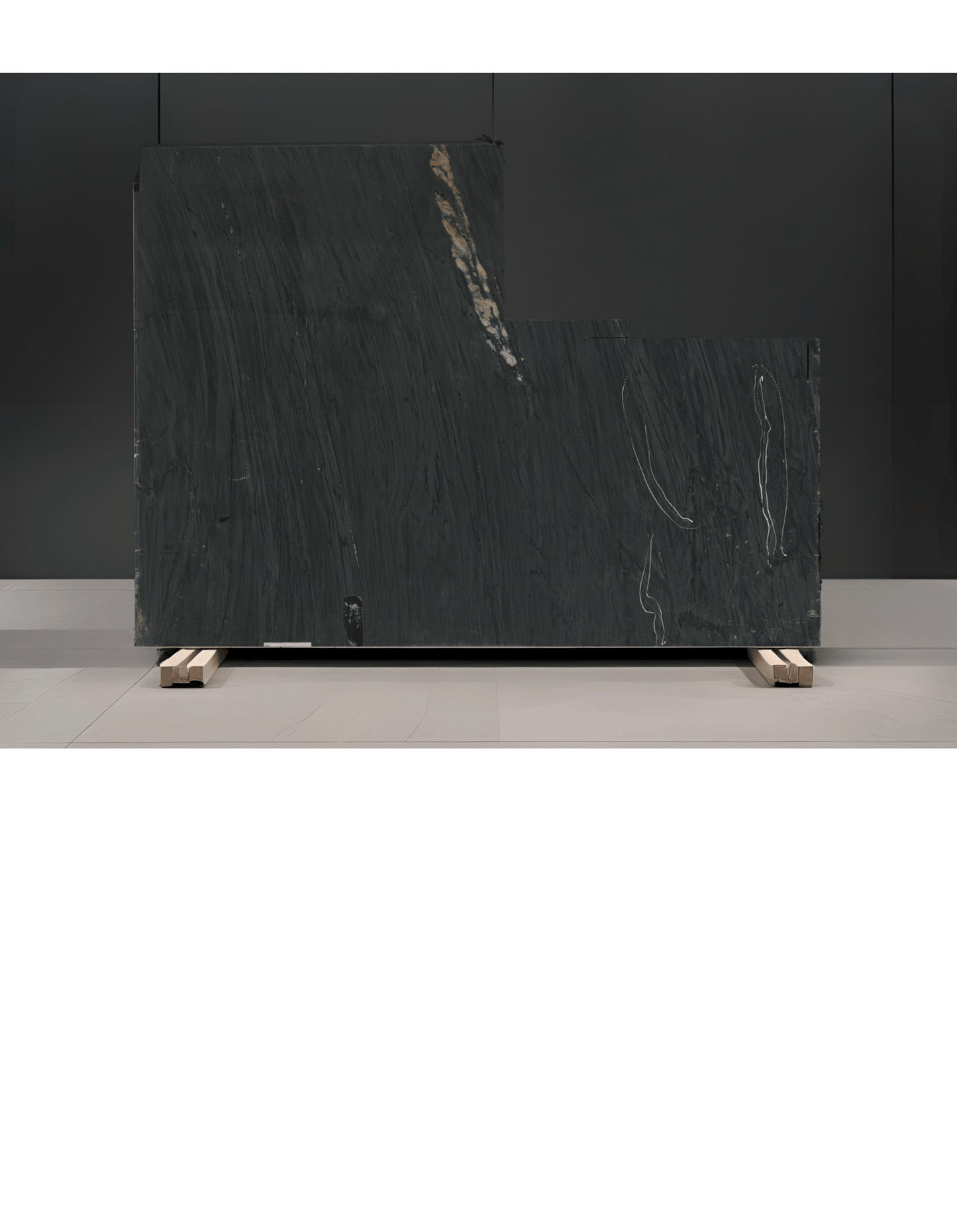 BLACK SOAPSTONE REMNANT -SOAPSTONE/HONED/ 3CM