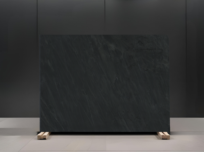NIAGARA BLACK REMNANT - SOAPSTONE/ HONED/ 3CM
