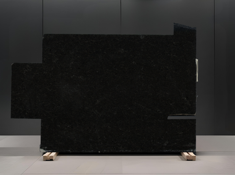 BLACK PEARL REMNANT - GRANITE/ POLISHED/ 3CM