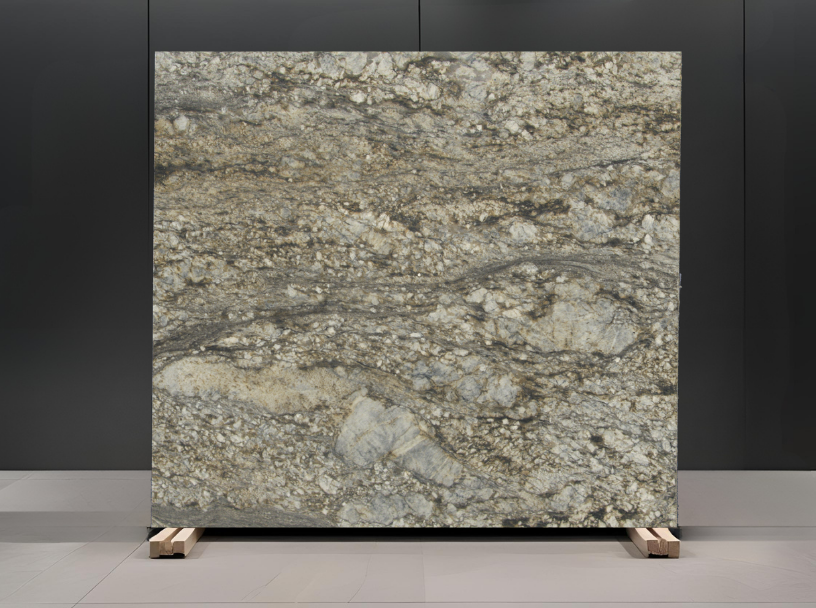 BLUE DUNES REMNANT - GRANITE/ LEATHERED/ 3CM