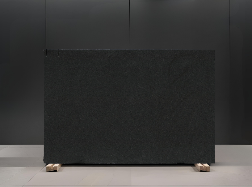BLACK PEARL REMNANT - GRANITE/ POLISHED & LEATHERED/ 3CM