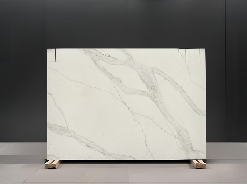 CALACATTA IZARO REMNANT - QUARTZ/ POLISHED / 3CM