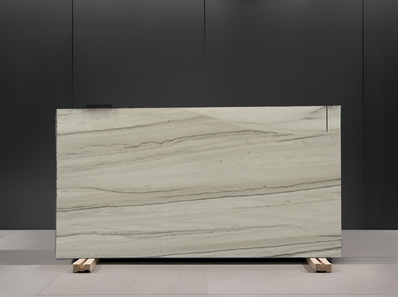 CHANTILLY REMNANT - QUARTZITE / POLISHED/ 3CM