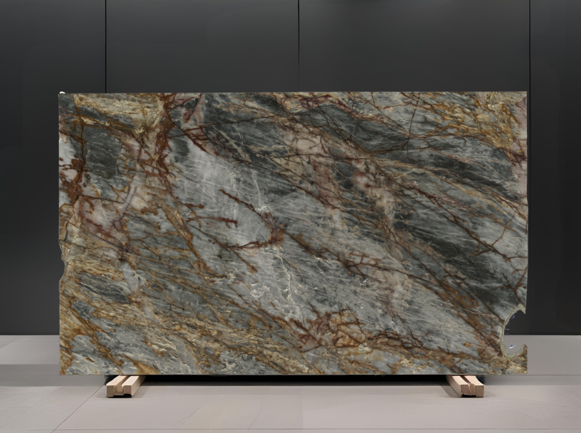 CRISTALLO ETRUSCO / QUARTZITE - POLISHED 2CM