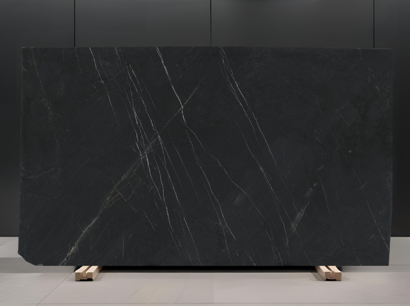 MARQUINA / QUARTZITE - HONED 2CM