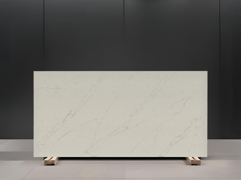 CARRARA FINE VEIN / QUARTZ - POLISHED 3CM