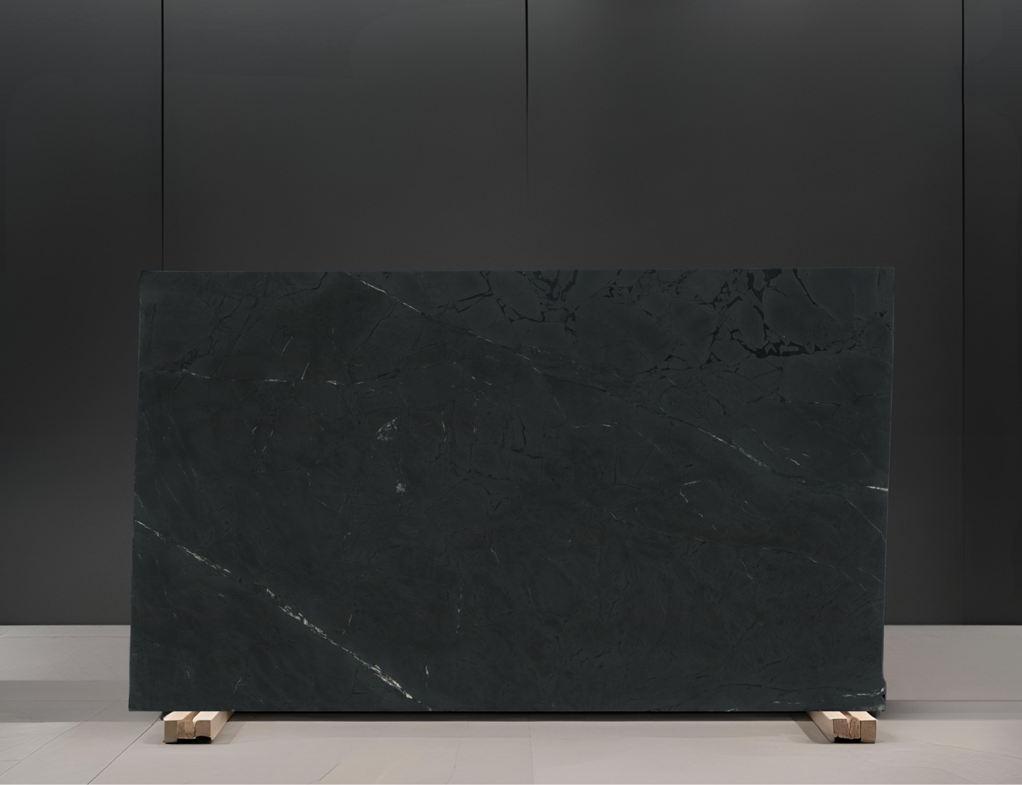 DIAMOND BLACK / QUARTZITE - HONED 3CM
