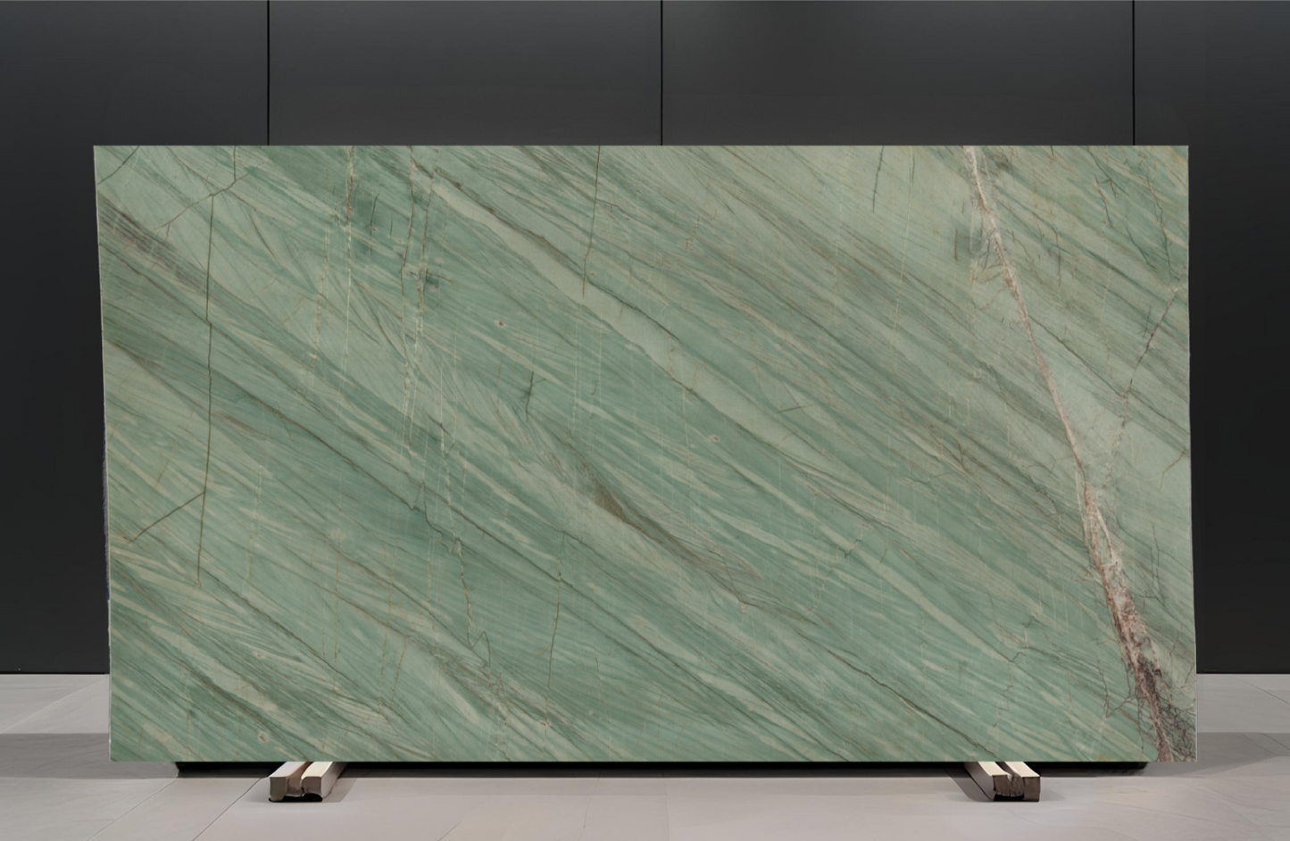EMERALD GREEN / QUARTZITE - POLISHED 3CM