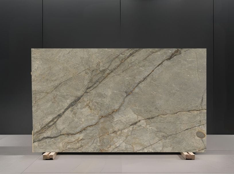 SILVER ROOTS / MARBLE - HONED 2CM