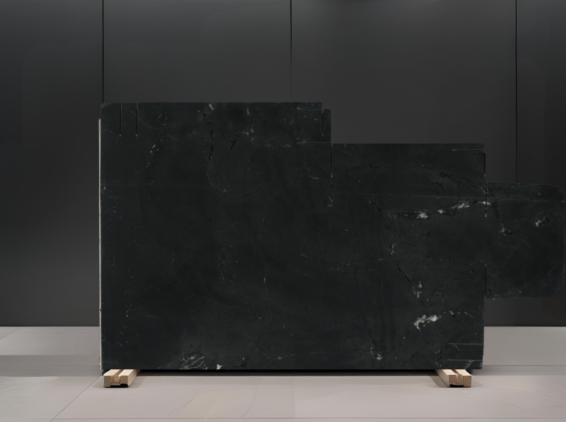 NEGRESCO REMNANT - QUARTZITE/ LEATHERED/ 3CM