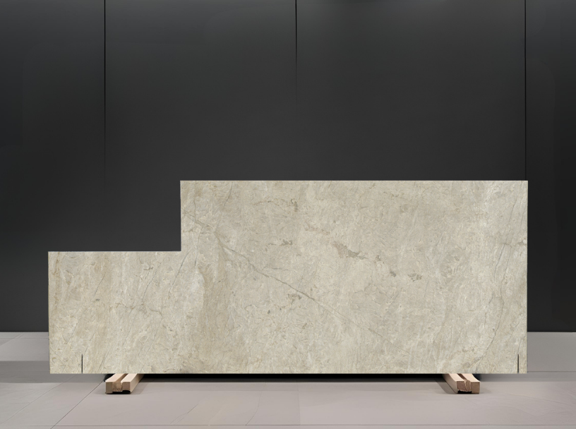 TAJ MAHAL REMNANT - QUARTZITE / LEATHERED/ 3CM
