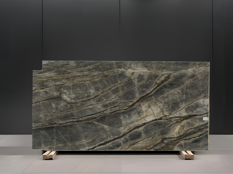 BLUE TEMPEST REMNANT - QUARTZITE/ POLISHED/ 3CM